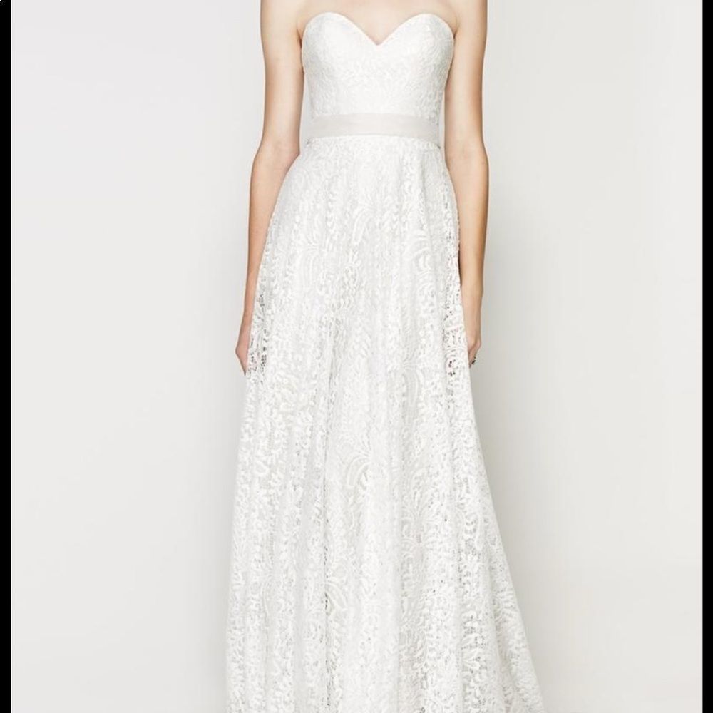 Watters Willoby Victoria (Style 56130 - A) Lace Wedding Dress Size 0